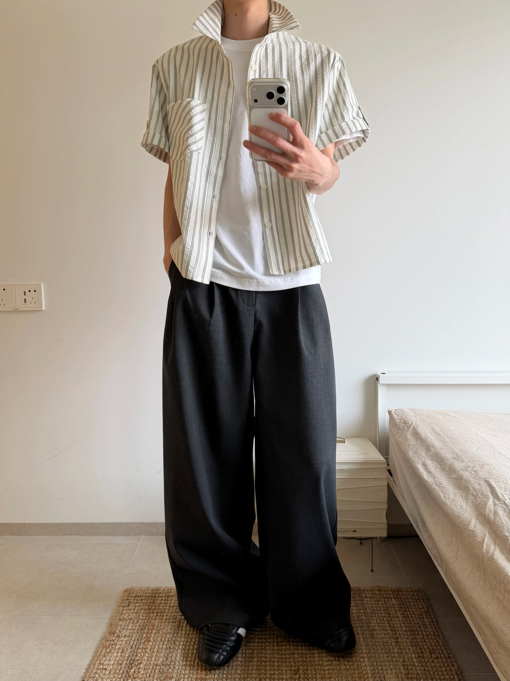 MANUSCRIPT Striped Seersucker Short-sleeved Shirt