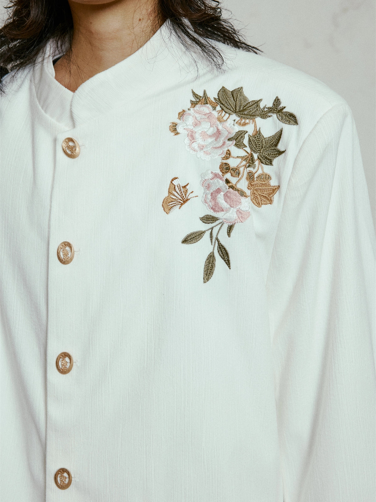 SUNYVONNE Vintage Flower Embroidered Blazer