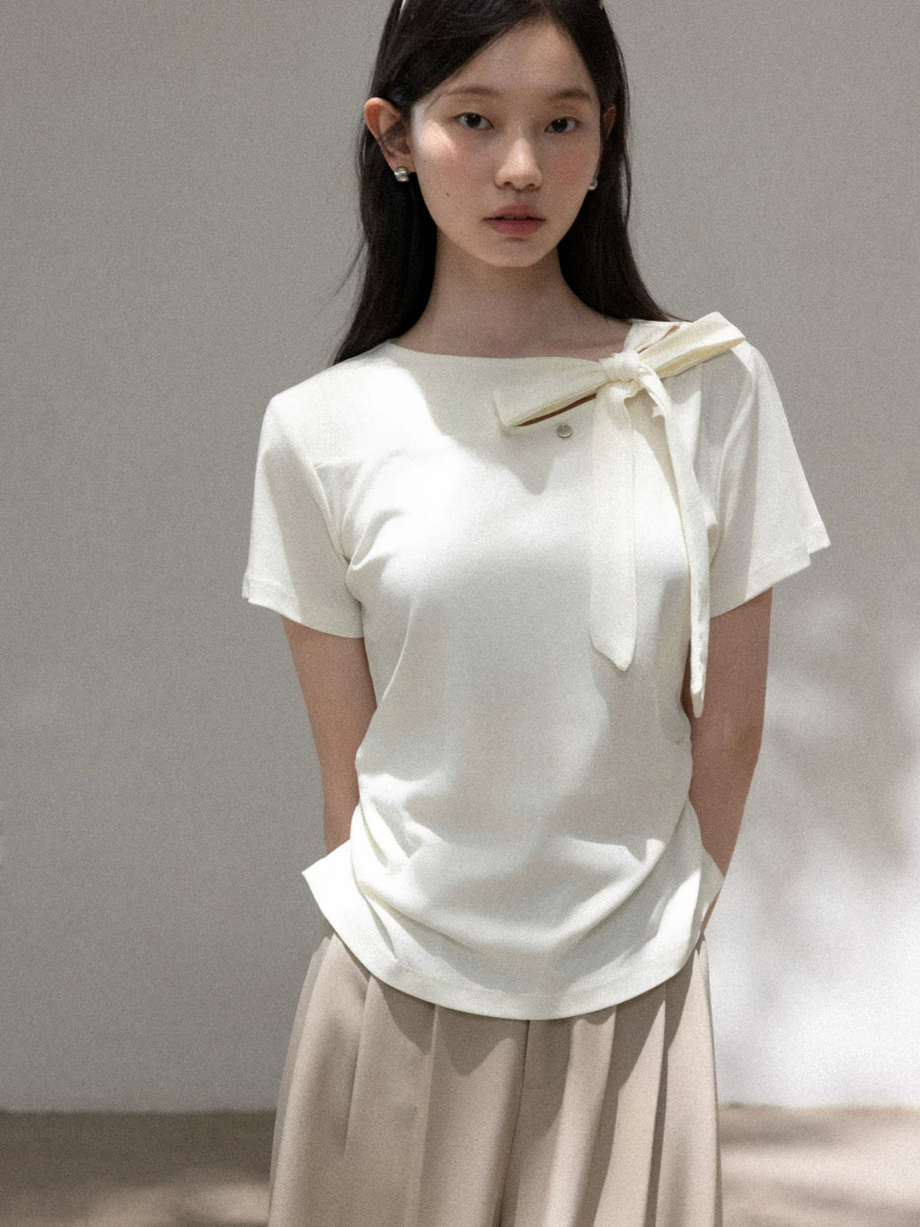 Cantonstory Crew Neck Front Shoulder Waist Thin Tee