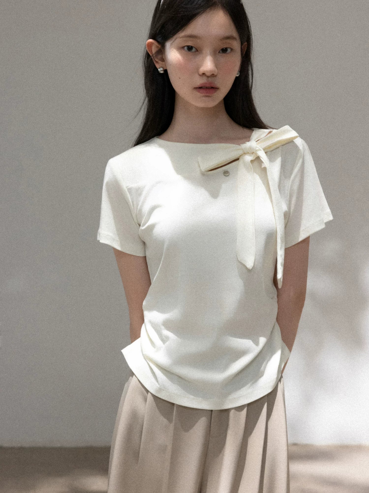 Cantonstory Crew Neck Front Shoulder Waist Thin Tee