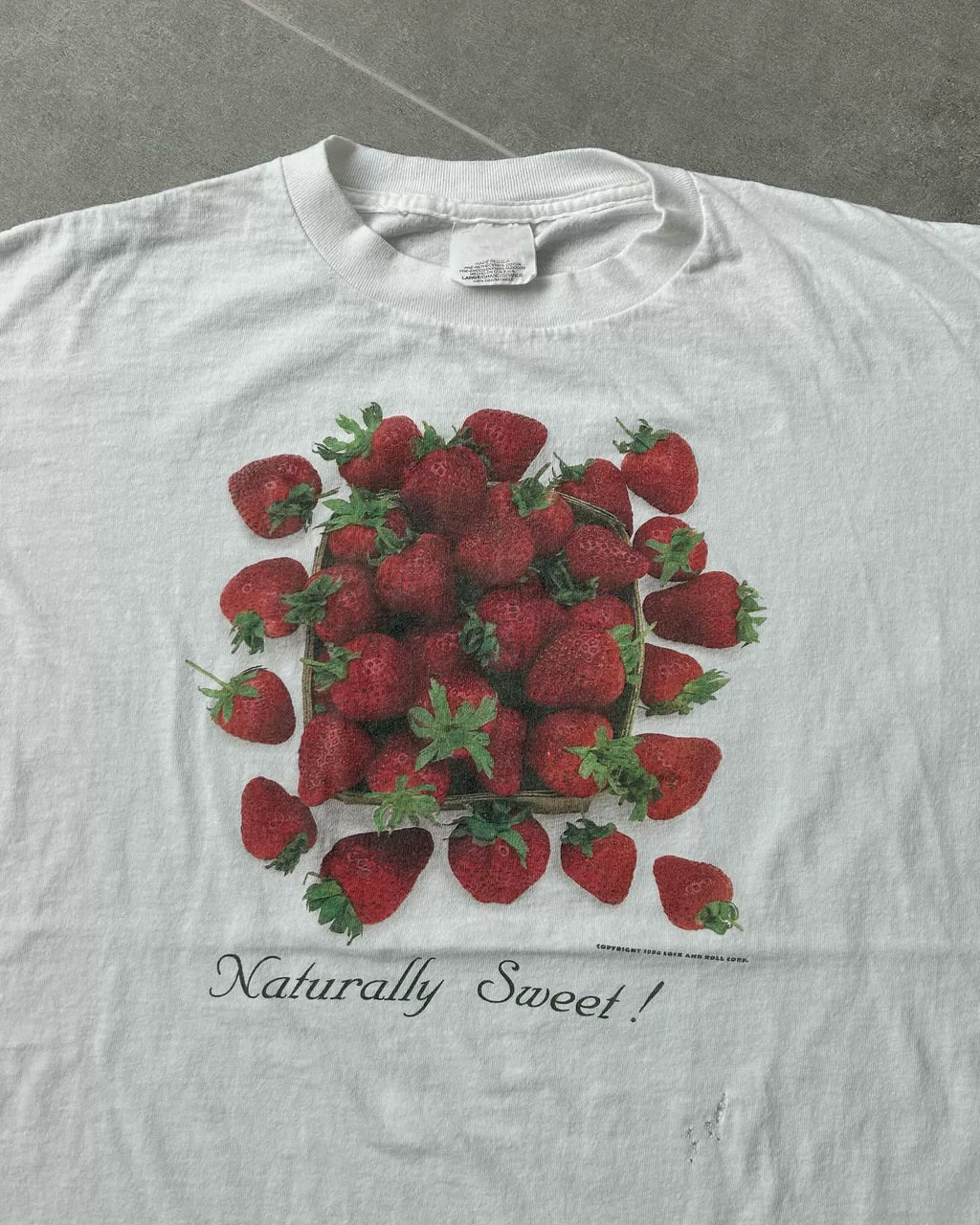 Wang Youbing Strawberry Printing Advanced Sense Casual Tee