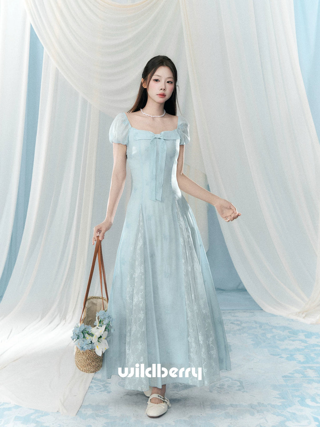 Wildberry Casual Square Neck Dress