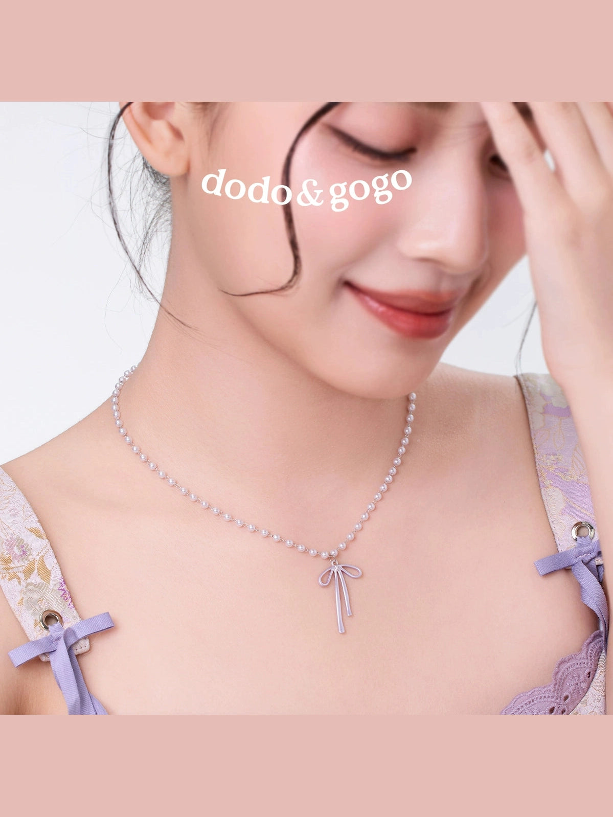 DODOGOGO Bead Chain Bow Necklace