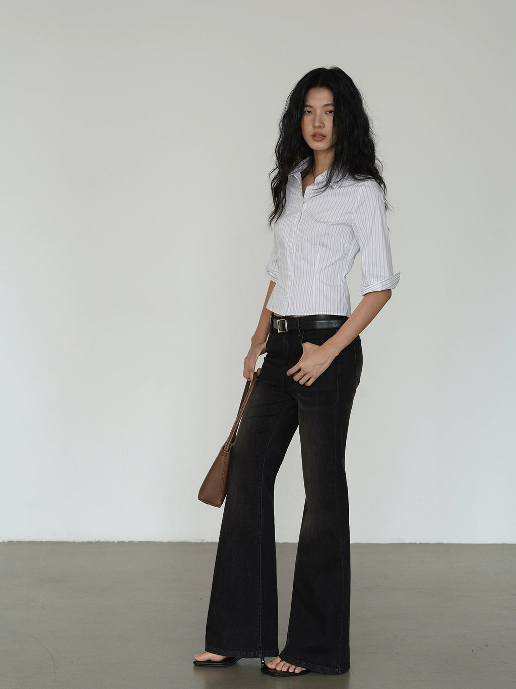 EIGHTHMONTH Striped Waist Mid-sleeved Shirt