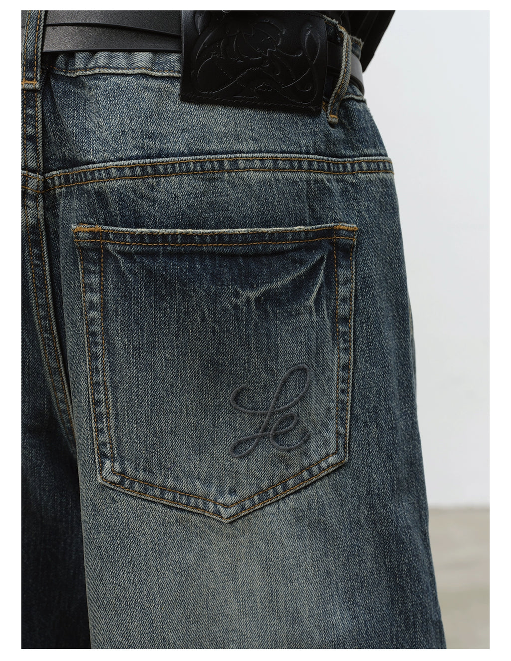 JCAESAR Lightning Pattern Old Straight and Slightly Wide Jeans