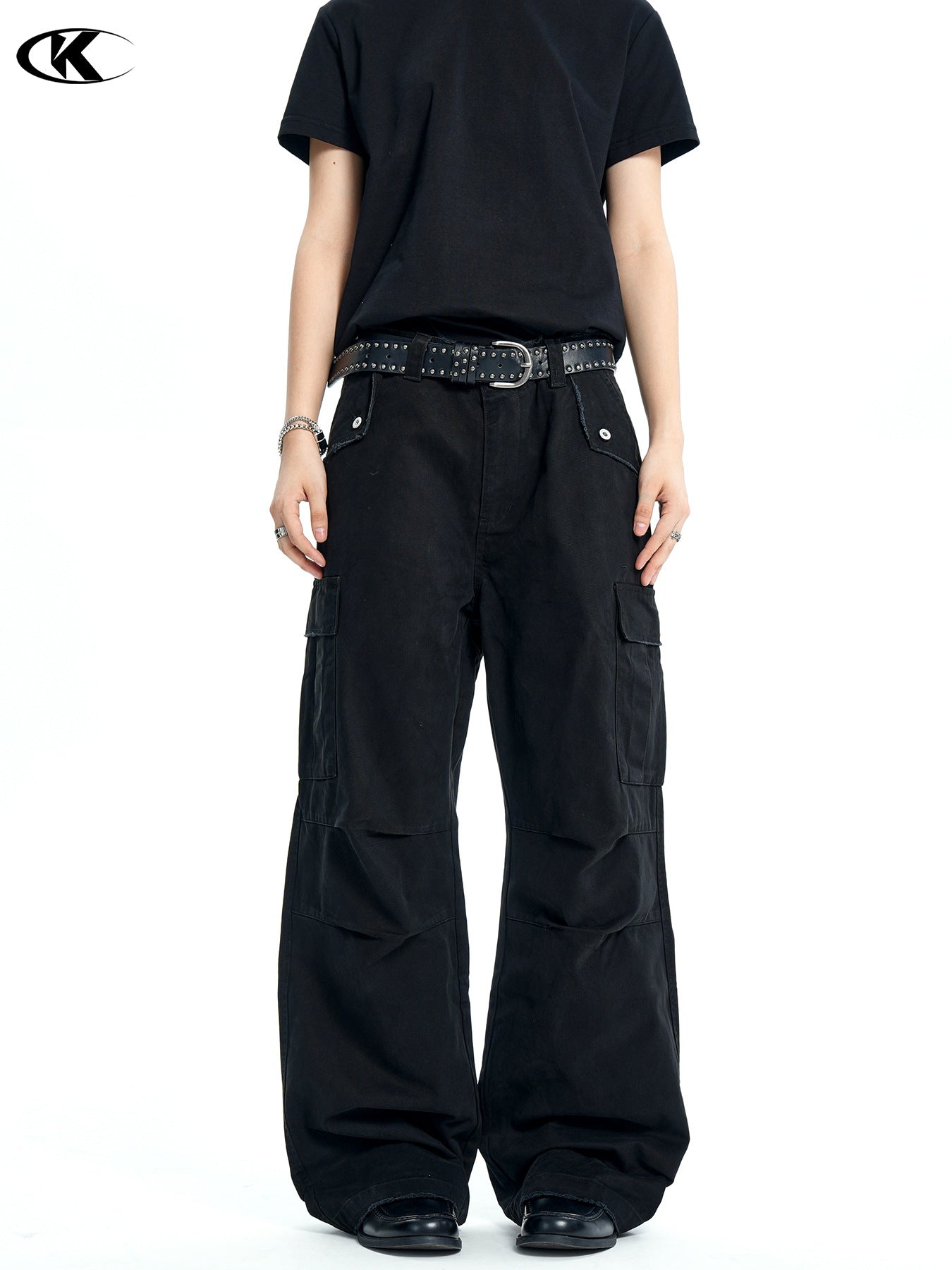 11KN | Distressed Slim Straight Jeans for American Retro