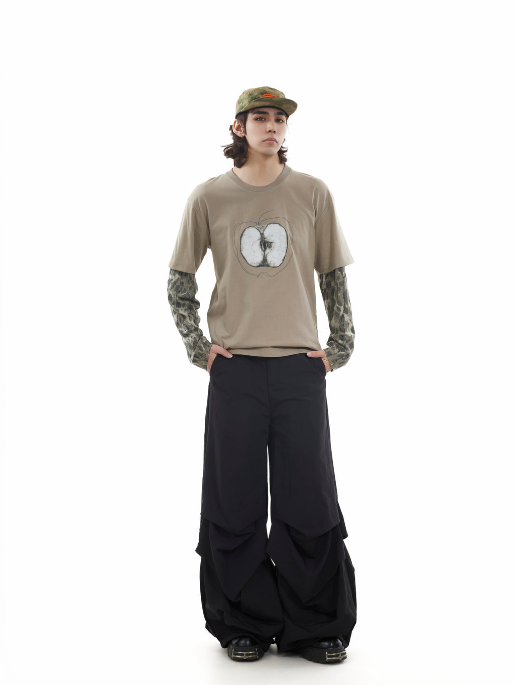 BTSG  camouflage splicing destroys fake two-piece long-sleeve Tee