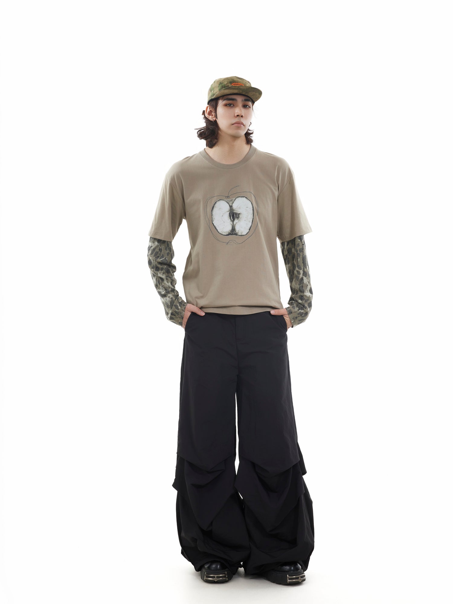 BTSG  camouflage splicing destroys fake two-piece long-sleeve Tee