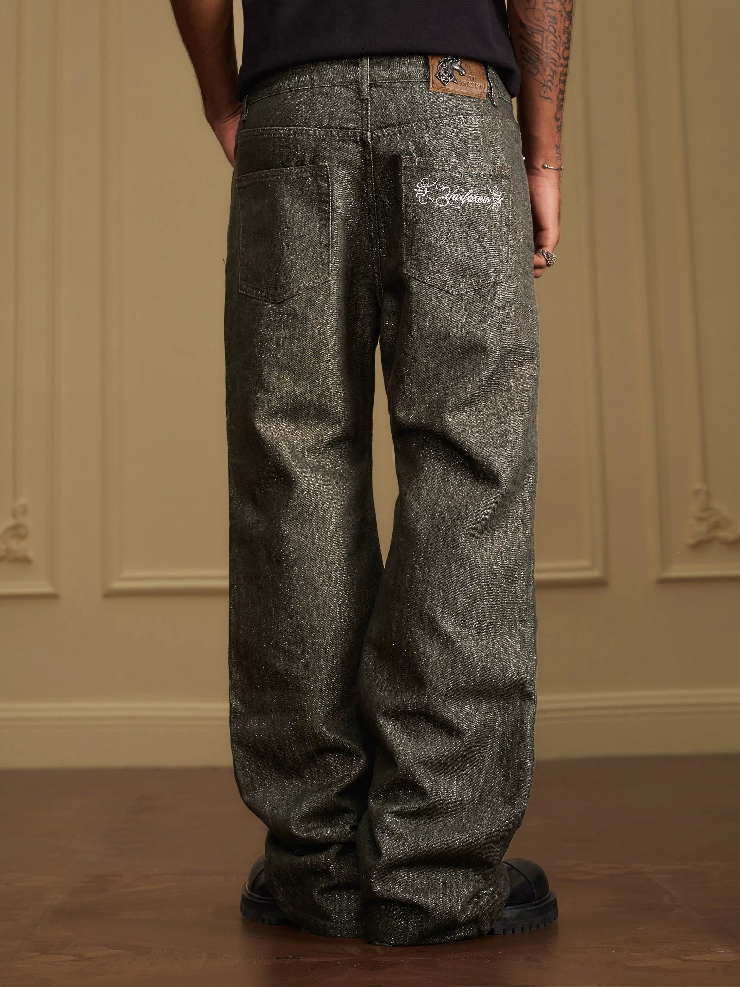 YADcrew Vintage Mid-Rise Reflective Cotton Jeans