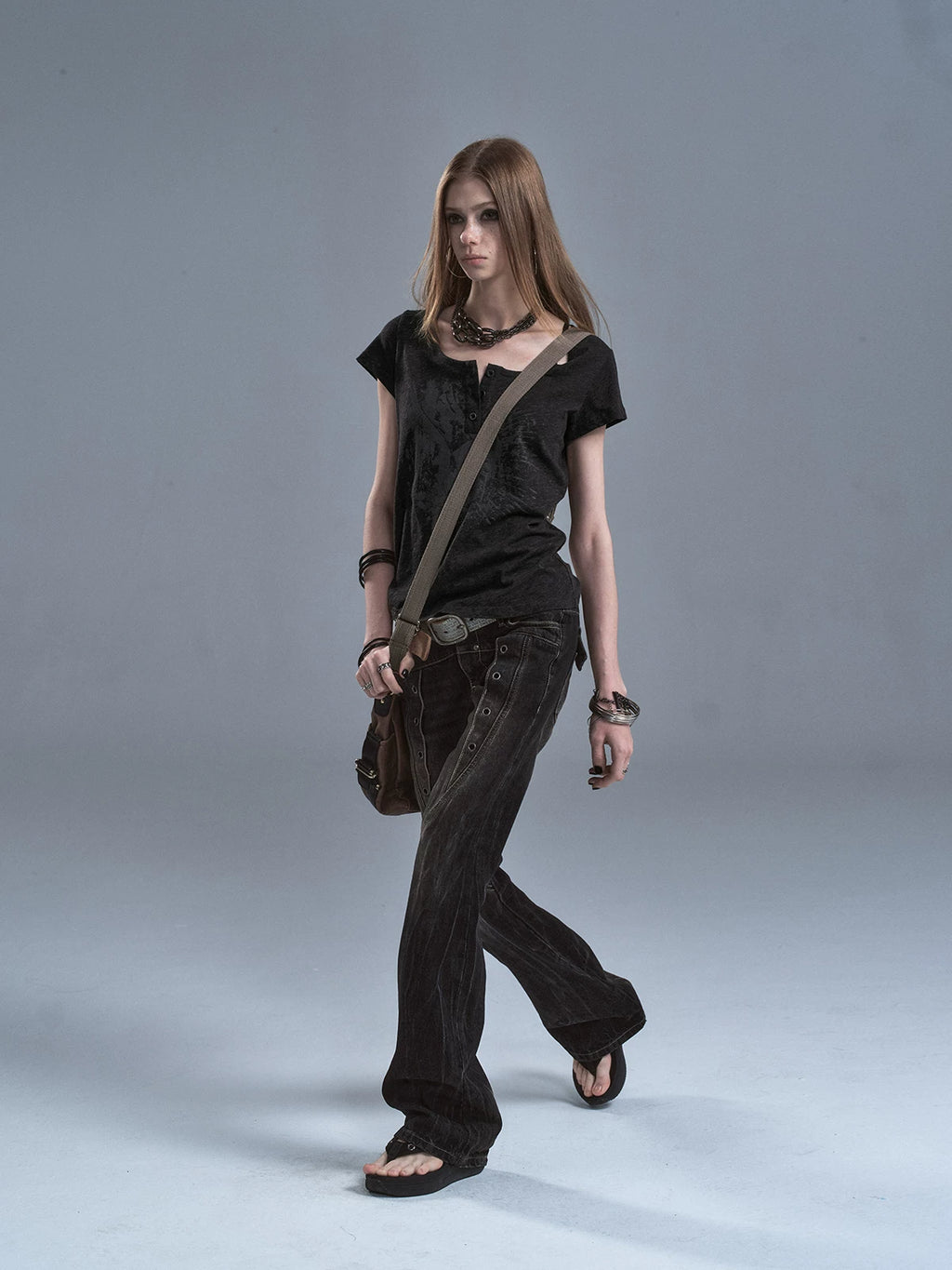 WearAndtear Large Round Neck Print Drape Light Tee