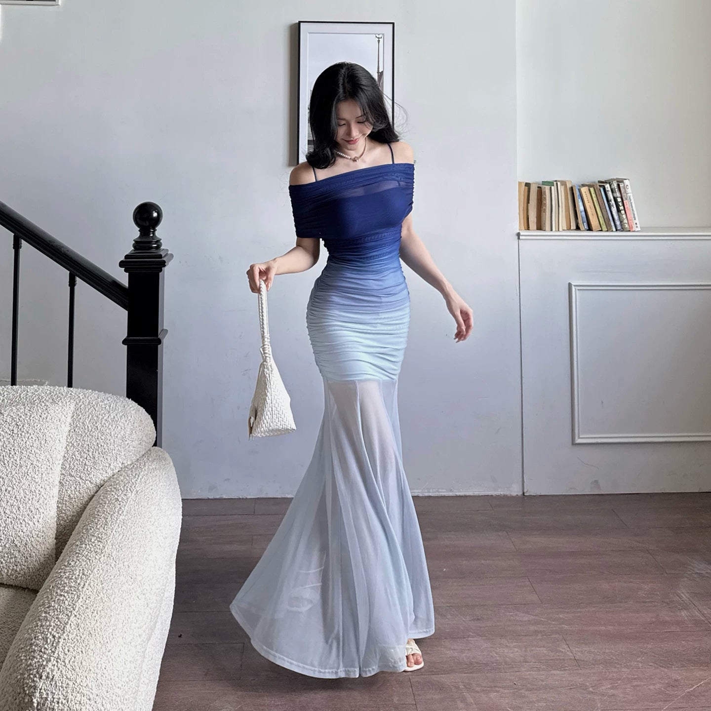 Instunning Gradual Change Mesh Word Shoulder Fishtail Skirt