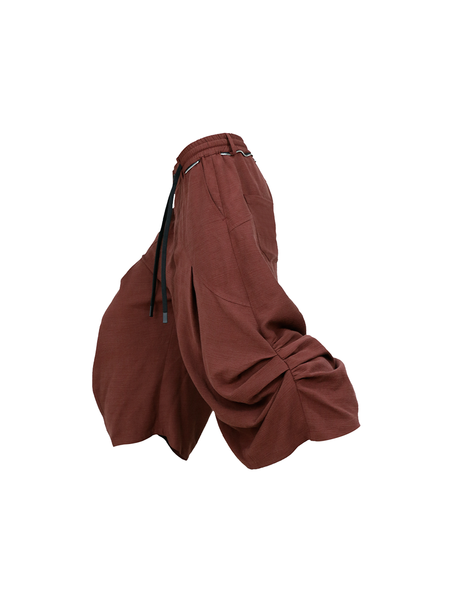 RELABEL Pleated Casual Capris