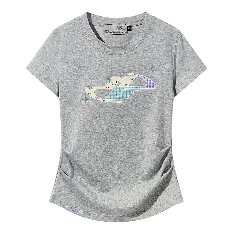 HACR Childlike Floral Applique Embroidered Pleated Slim Tee