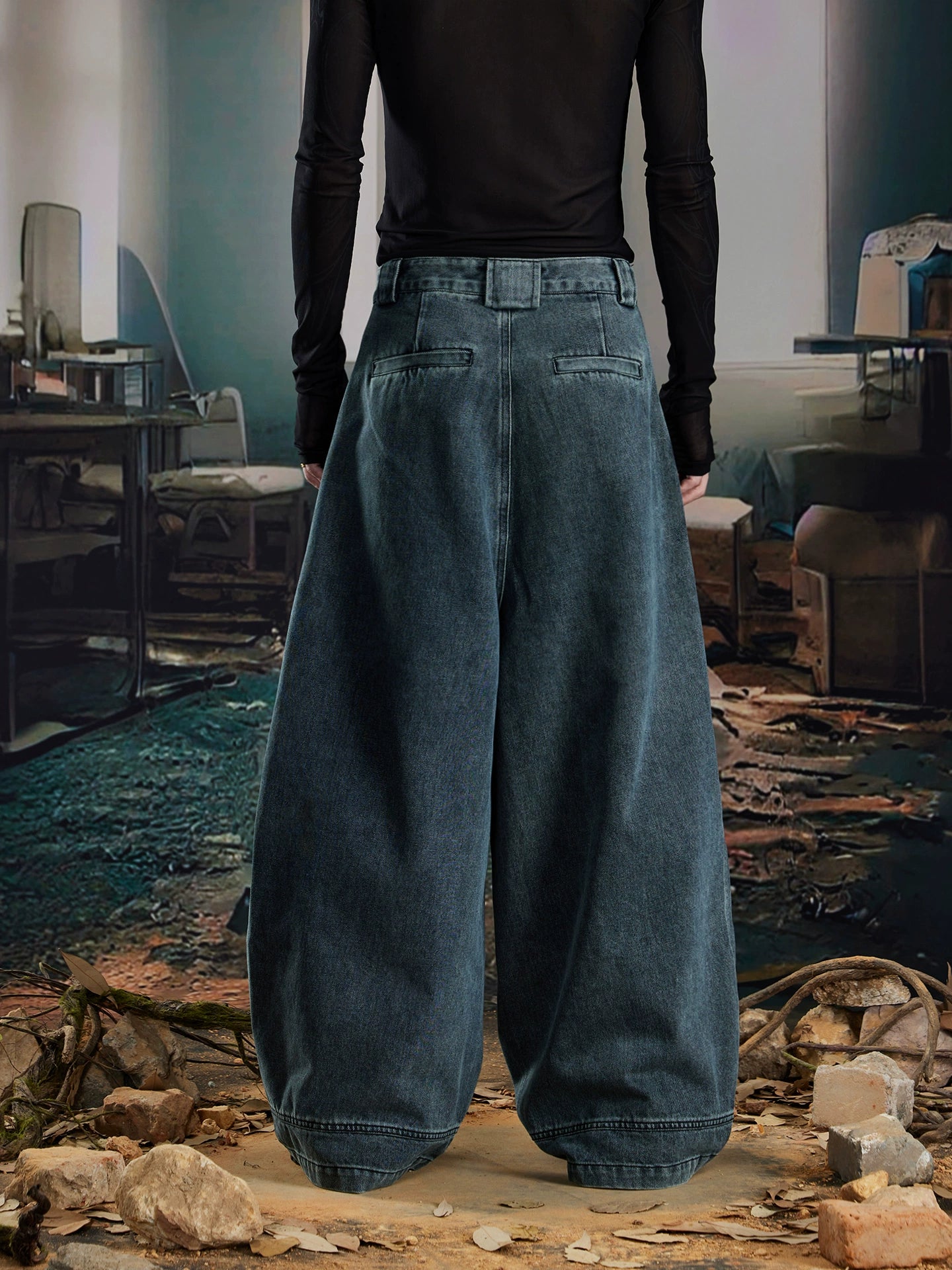 NOMANIAI Make Old Dirty Dyed Wide-leg Scimitar Jeans