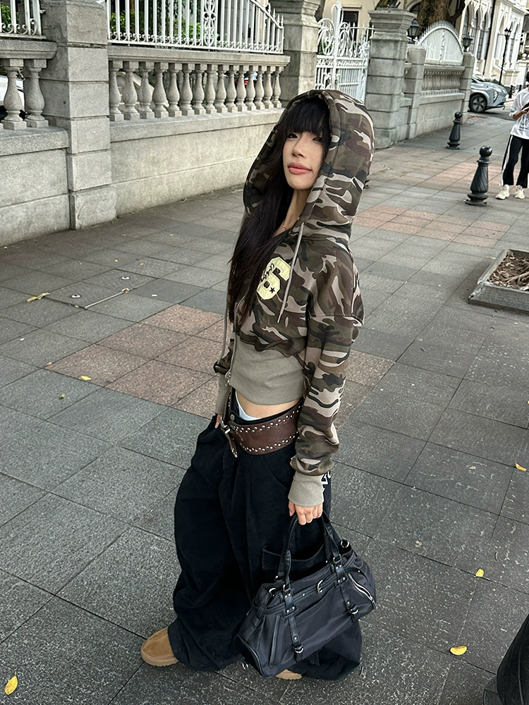 EAHO Vintage Digital Embroidery Camouflage Hooded Sweater