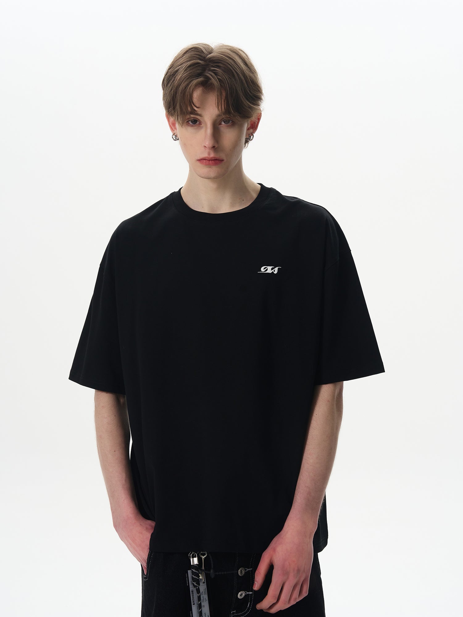 MaxDstr small logo embroidered commuter versatile Tee