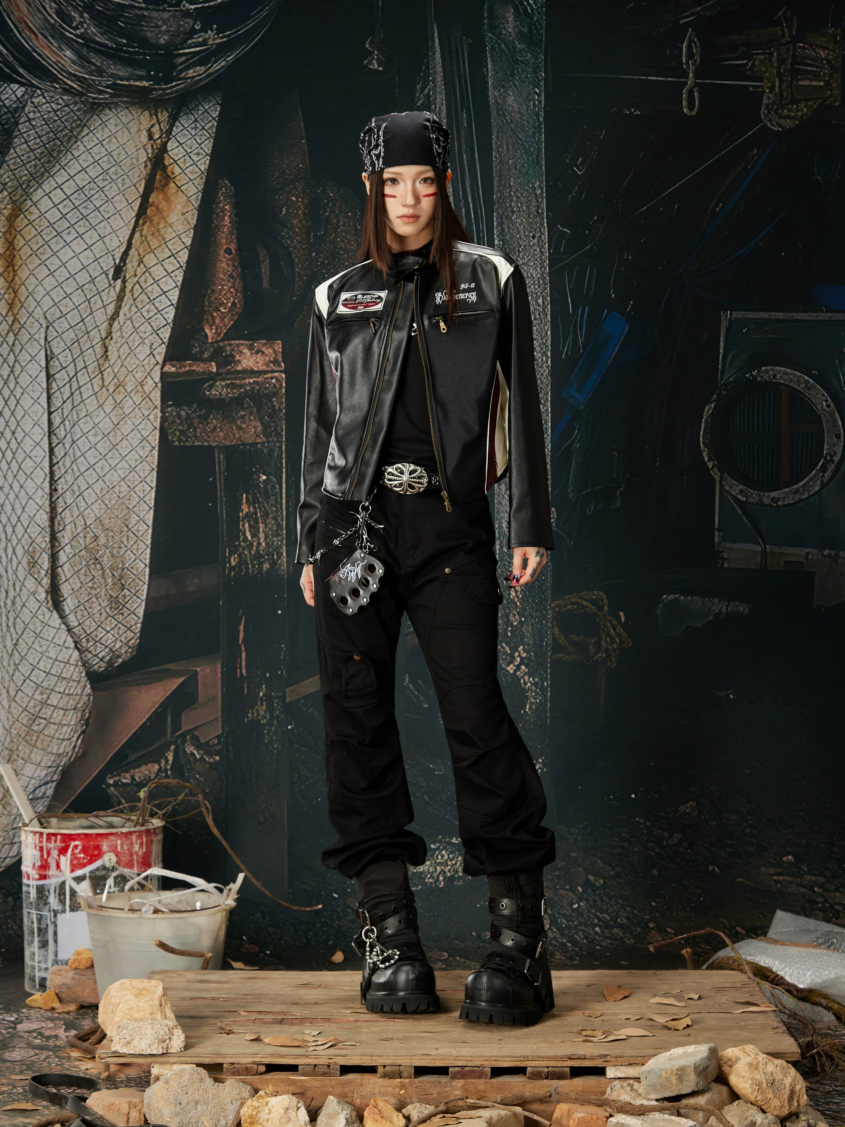 NUndeFineD Contrasting Splicing Stand-up Collar Slim-fitting Leather Jacket