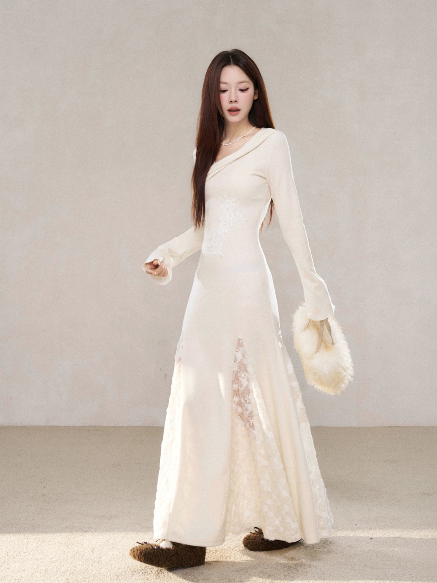 Wildberry Lace Stitching Waist Slim Dress