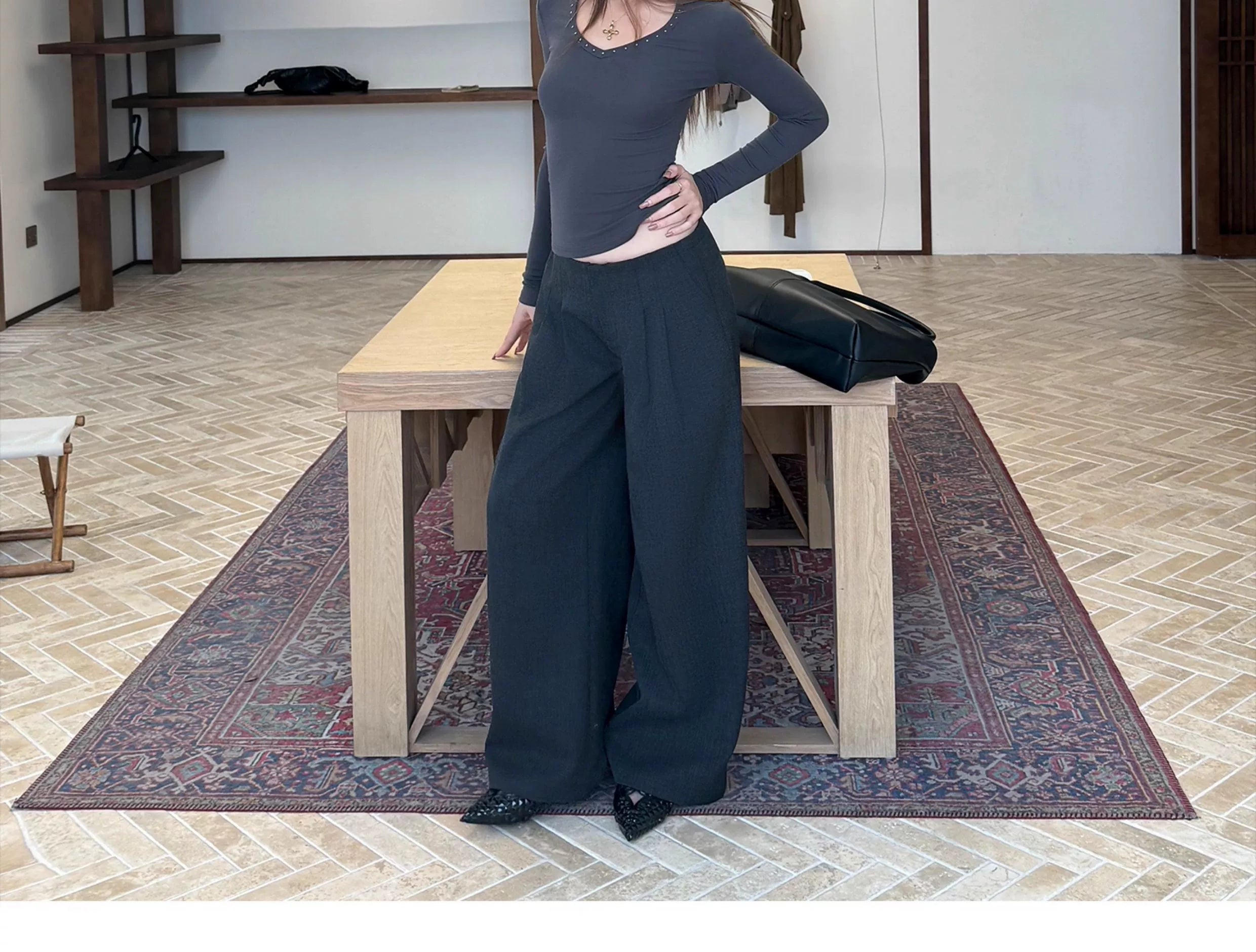 Audwyn Loose-fitting Wide-leg Pleated Floor-mopping Slacks