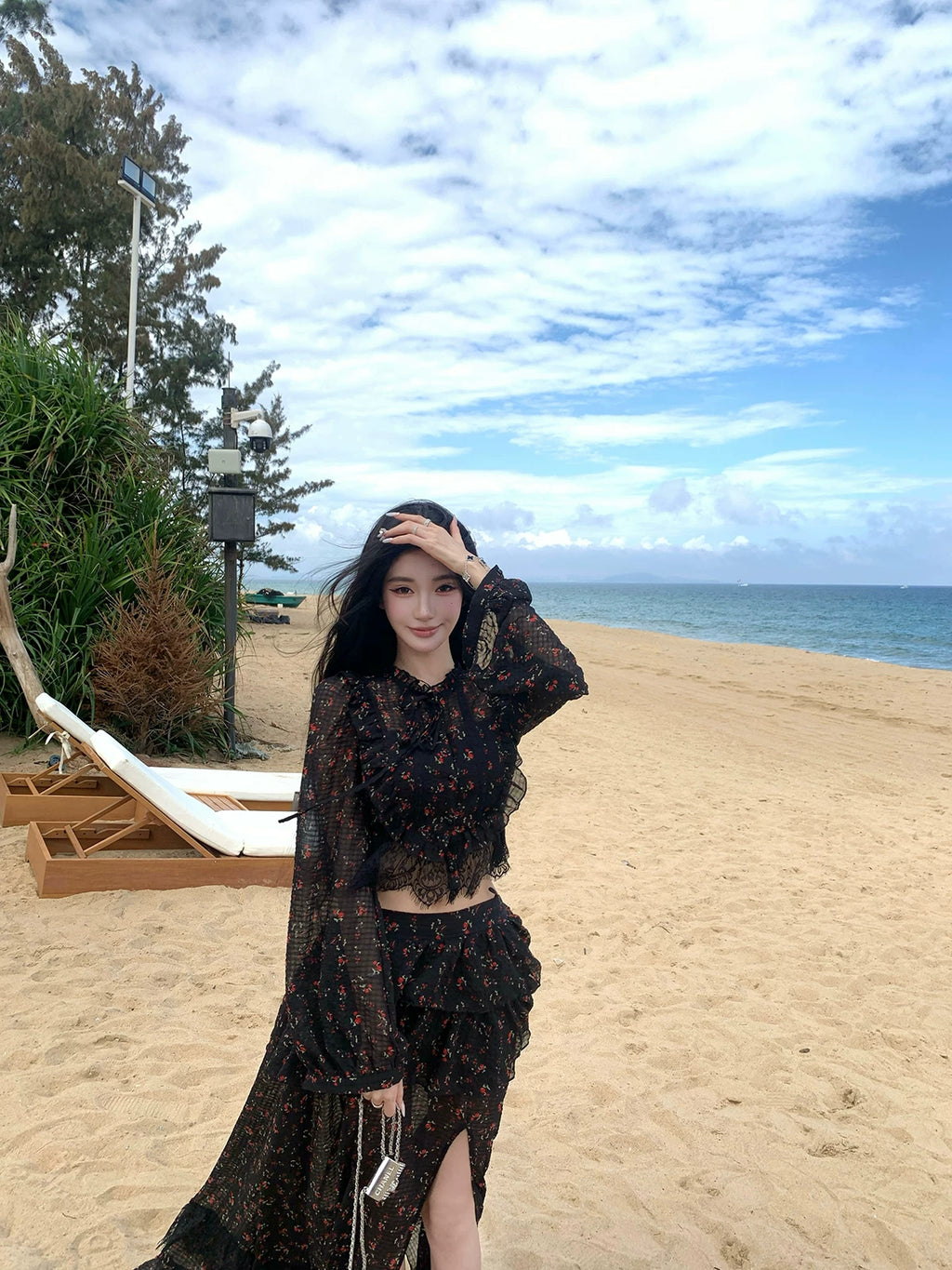 Barb Chill Floral Lace Skirt Two-piece Set