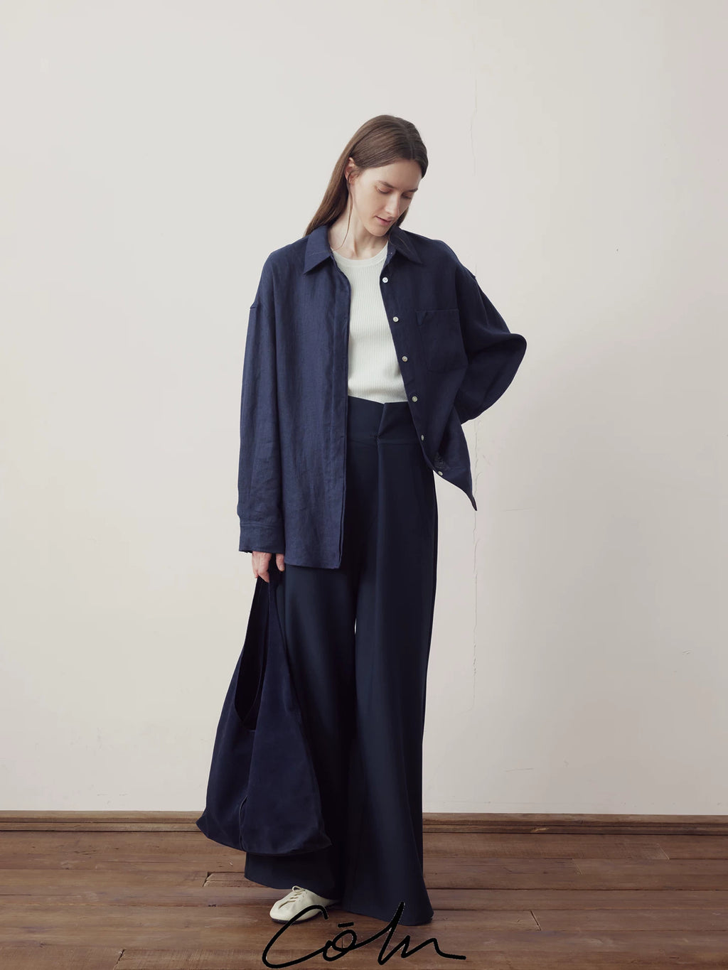 COLN Casual Loose Shoulder Long-sleeved Shirt