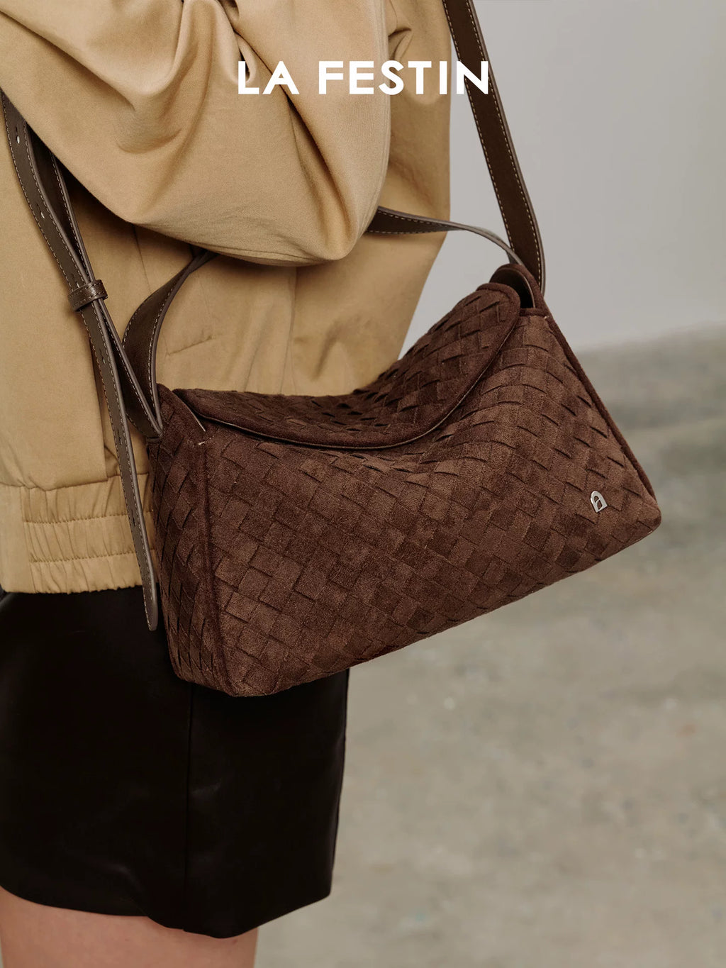 La Festin Woven Crossbody Handbag
