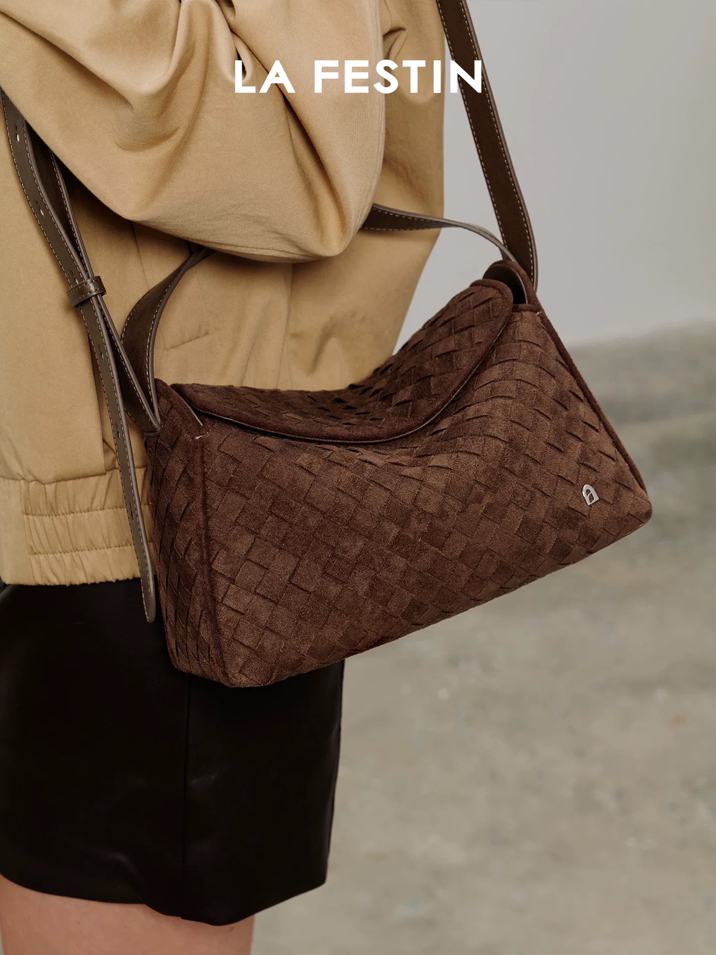 La Festin Woven Crossbody Handbag