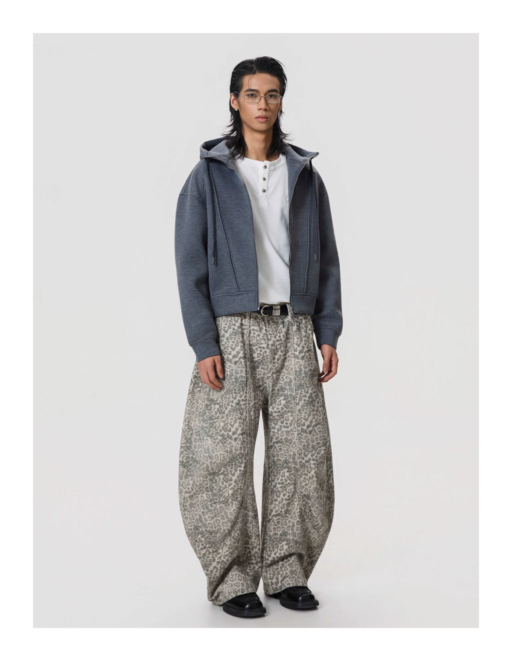 BTSG Vintage Pleated Leopard Wide-leg Jeans