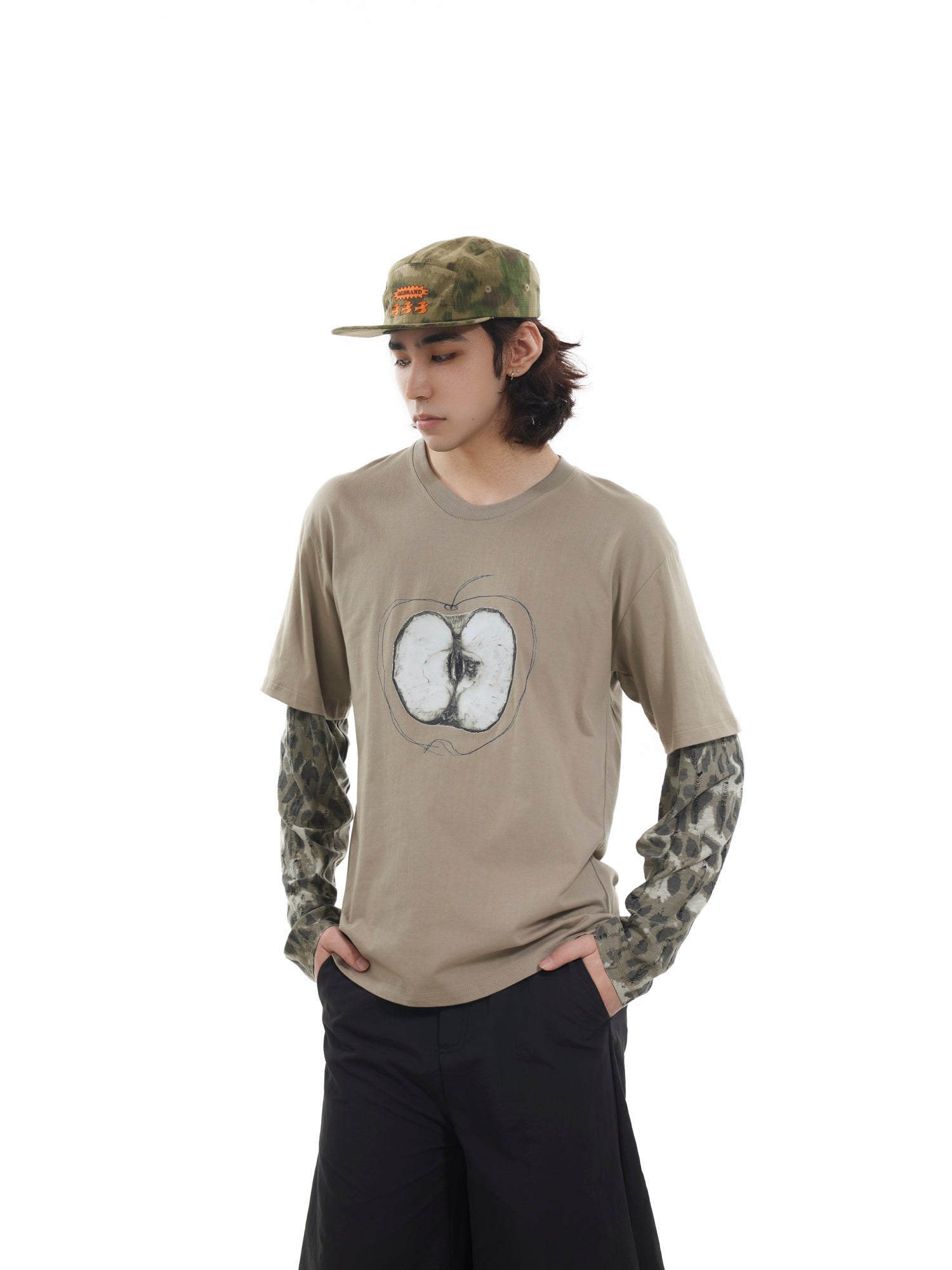 BTSG  camouflage splicing destroys fake two-piece long-sleeve Tee