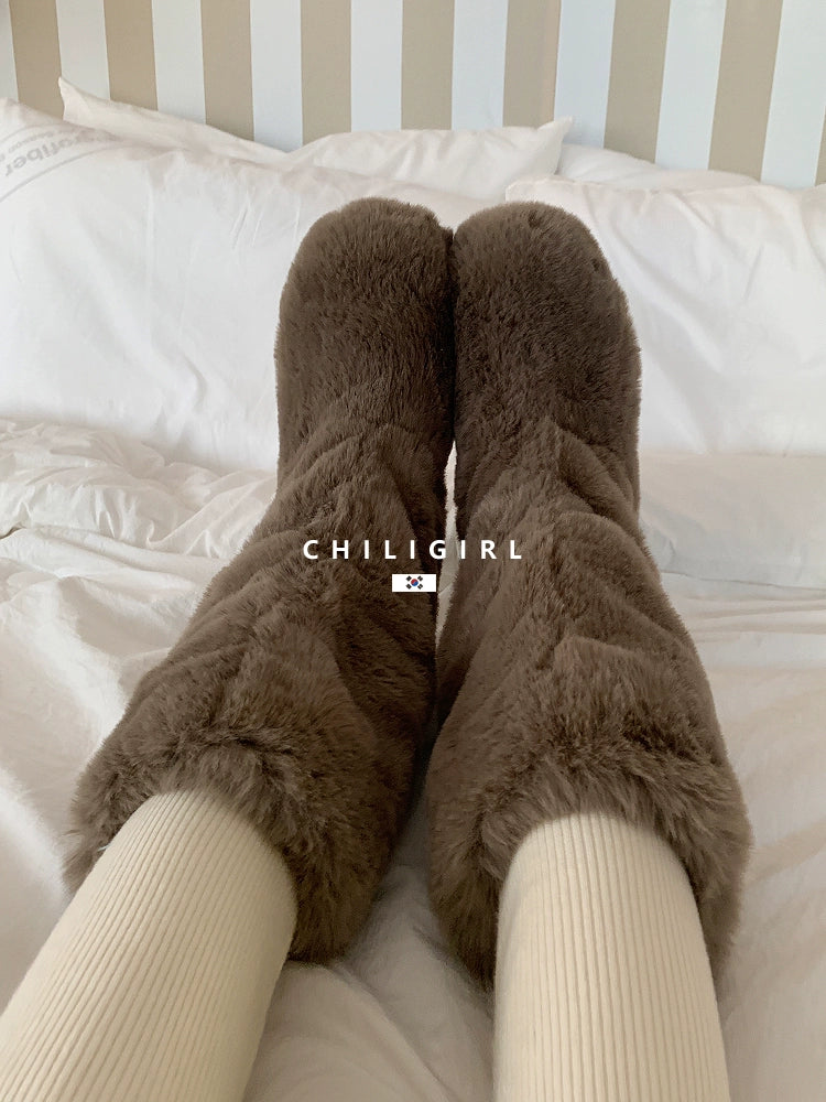 CHILIGIRL Long Fluffy Snow Boots