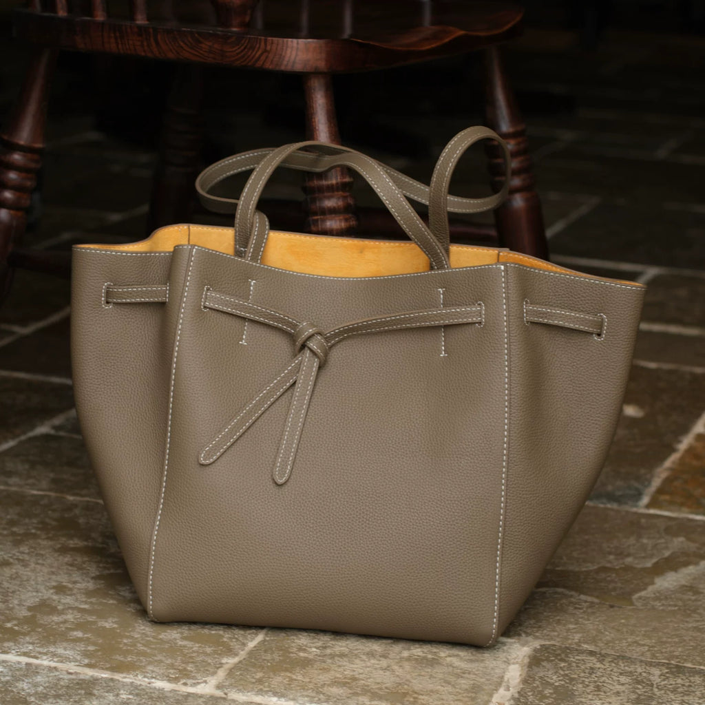 EZRO Premium Simple Large Capacity Leather Versatile Tote Bag