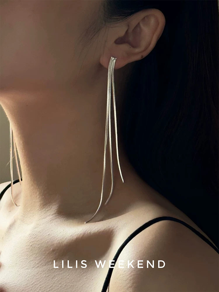 Lilis Week Extra Long Fringed Minimalist Stud Earrings