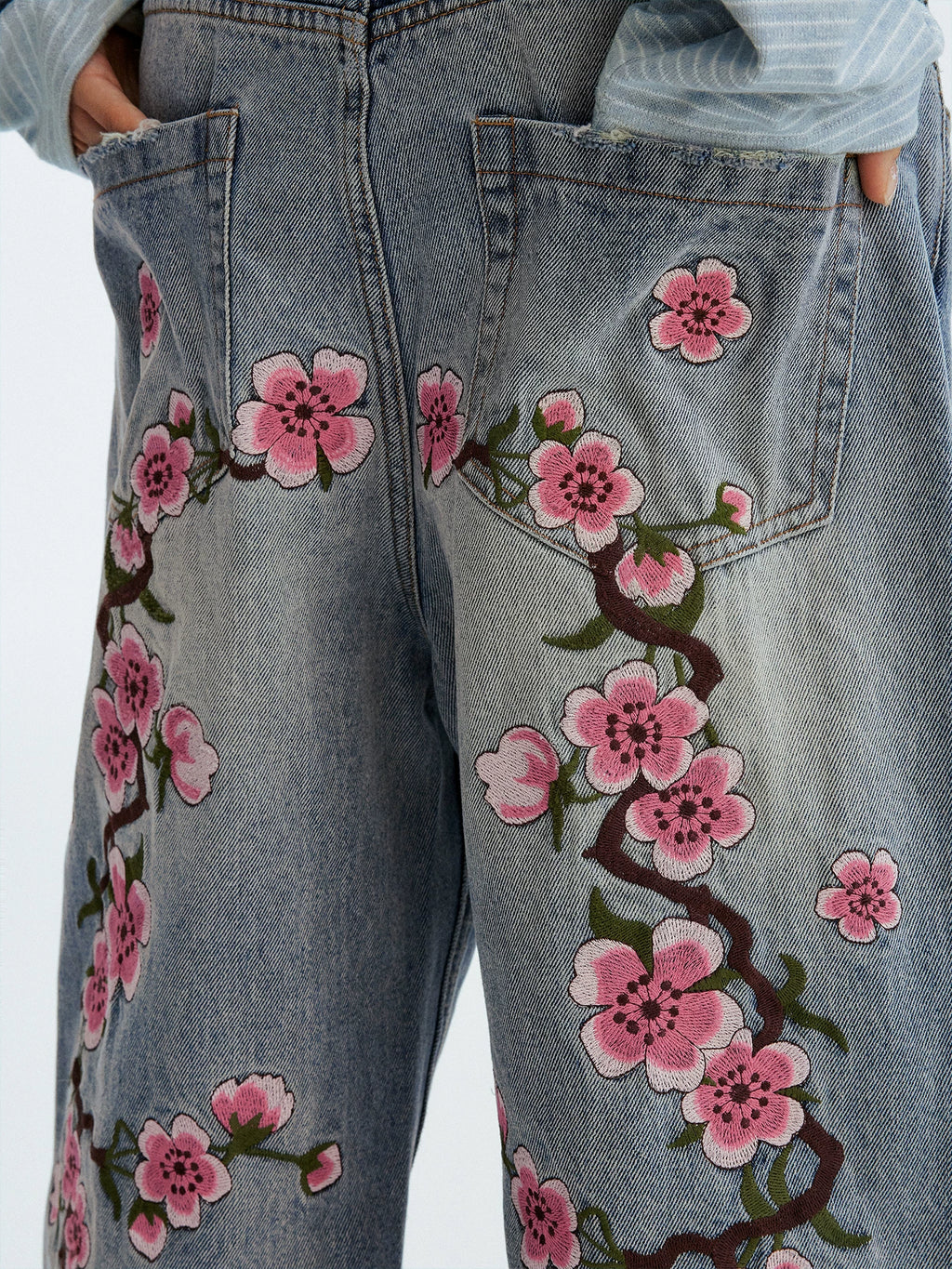 MEDM Sakura Pattern Embroidered Micro-elastic Casual Jeans