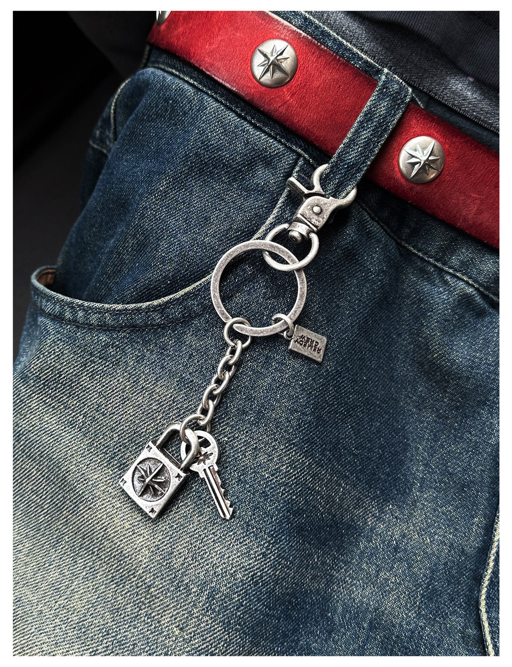 Remedy pendant lock key ring keychain