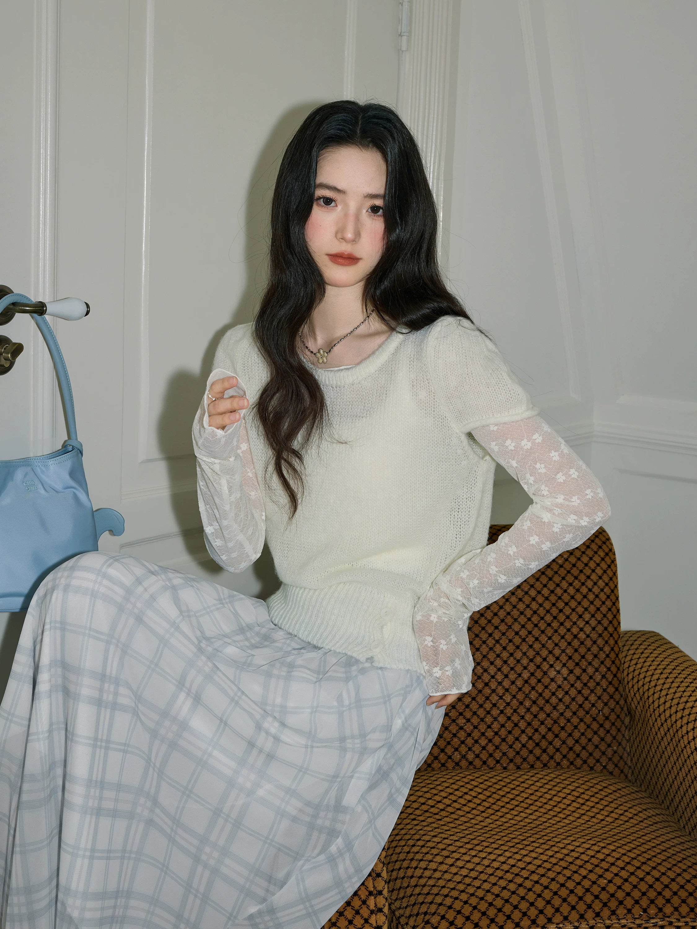 XUJING Crew Neck Hollow Knitting Tee