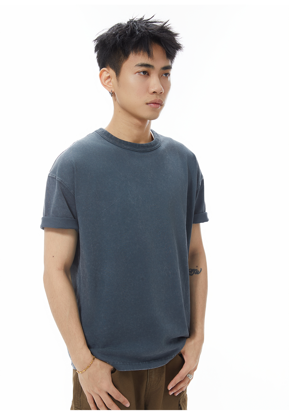 GOODLIVEABLE Old Small Cuff Casual Tee