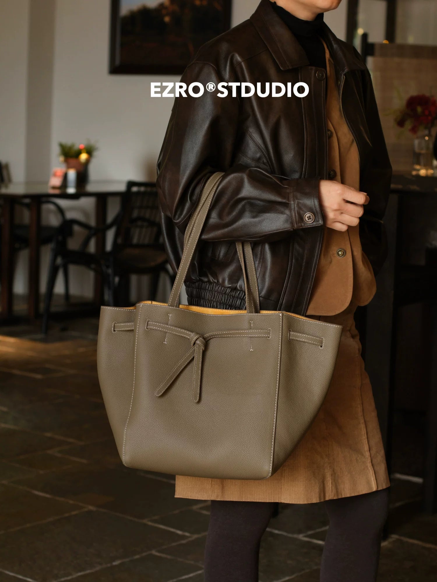 EZRO Premium Simple Large Capacity Leather Versatile Tote Bag
