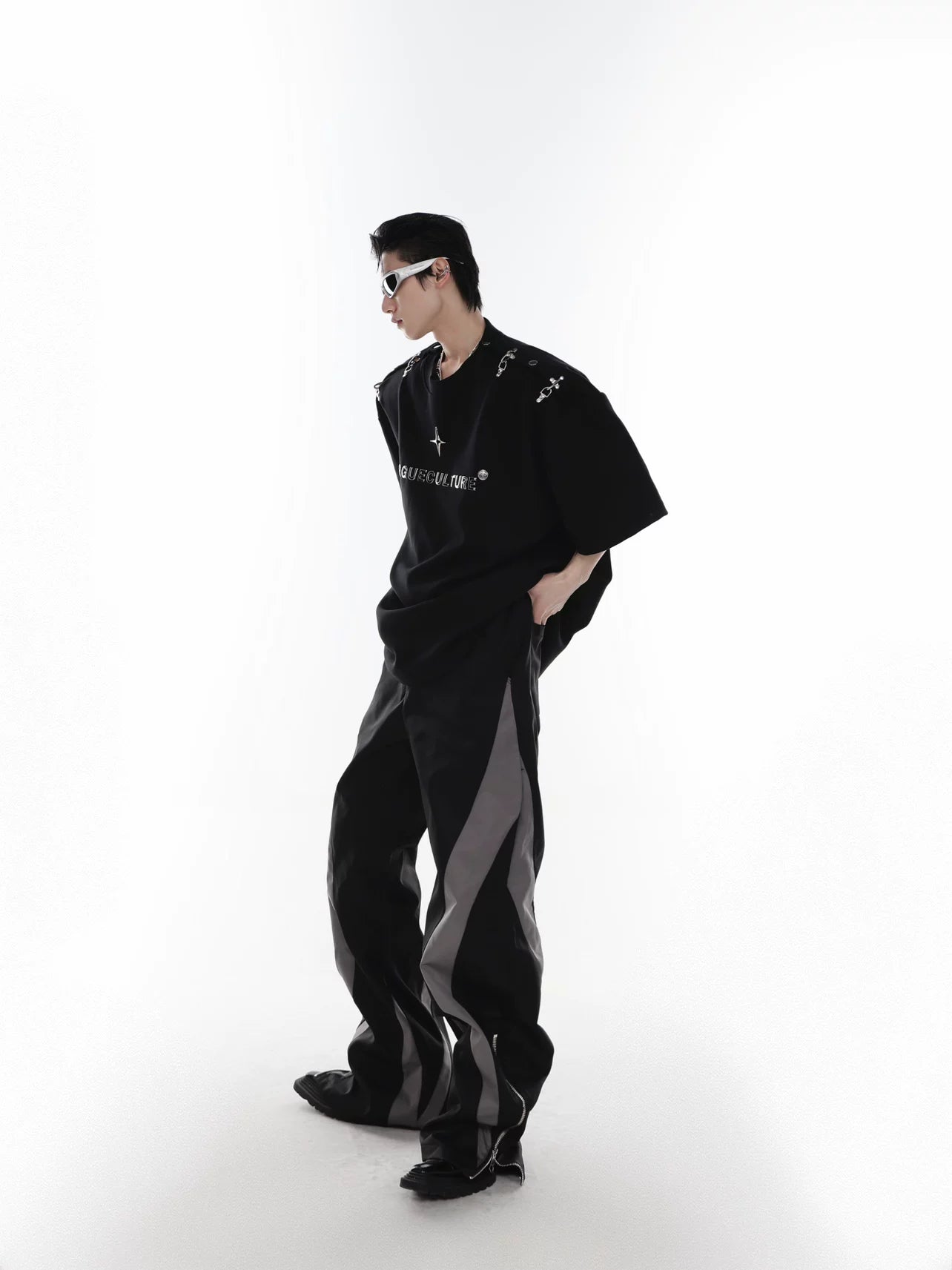 ArguECulturE Retro One-word Shoulder Loose Tee
