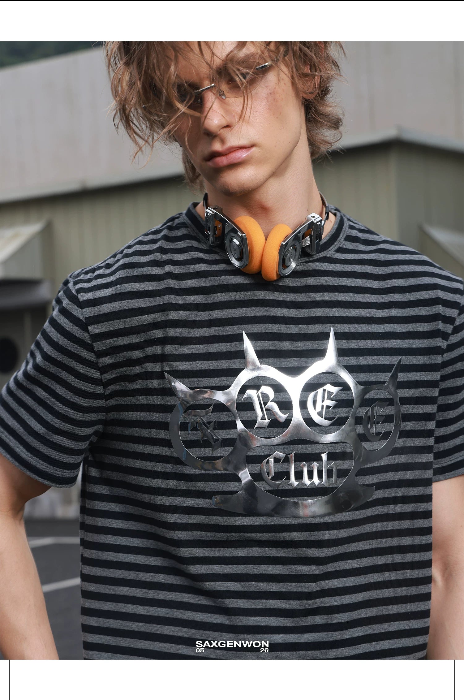 SAXGENWON Striped Three-dimensional Bright Silver Printed Front Shoulder Tee