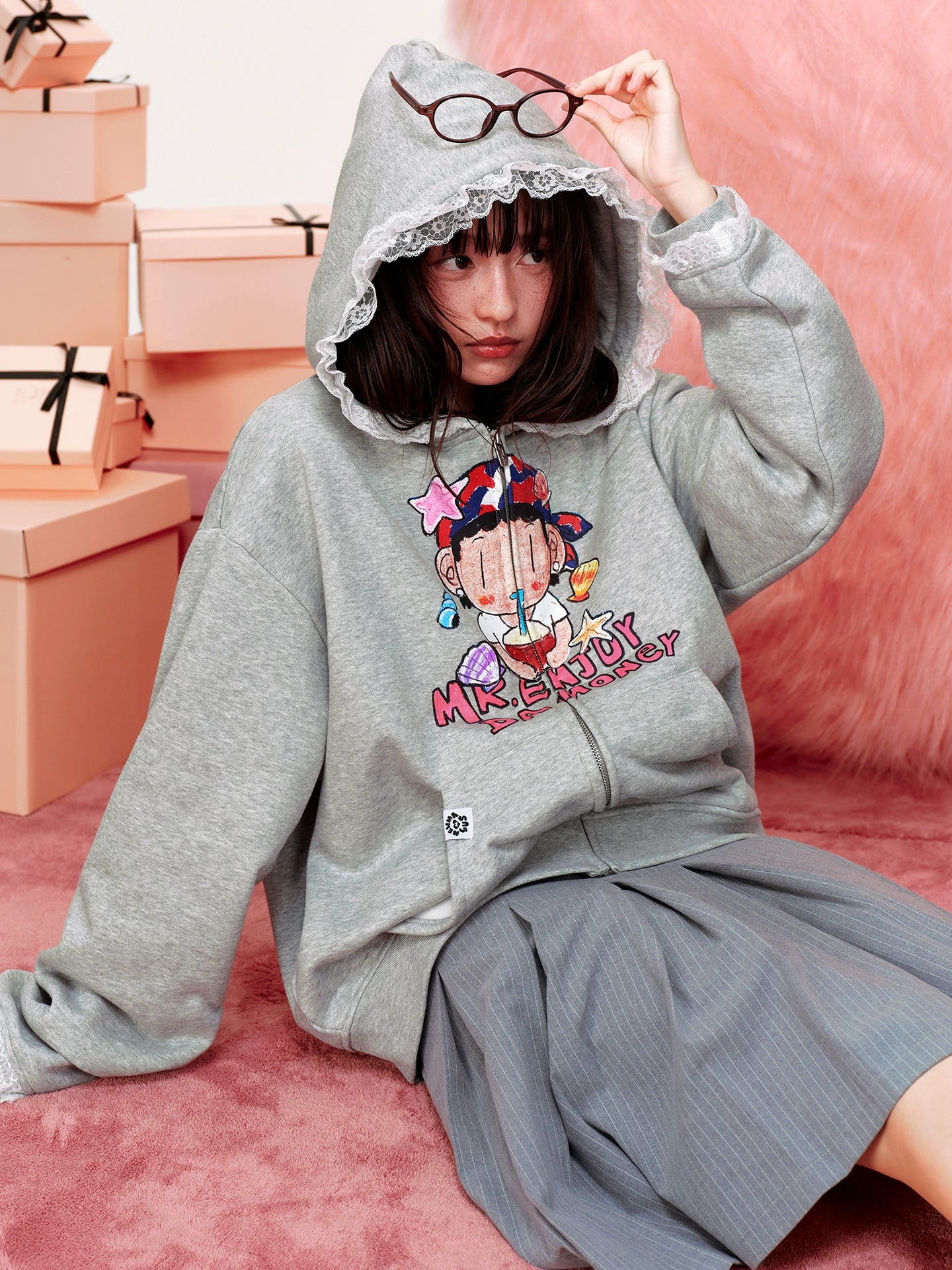 MEDM Lace Zip Hooded Sweater