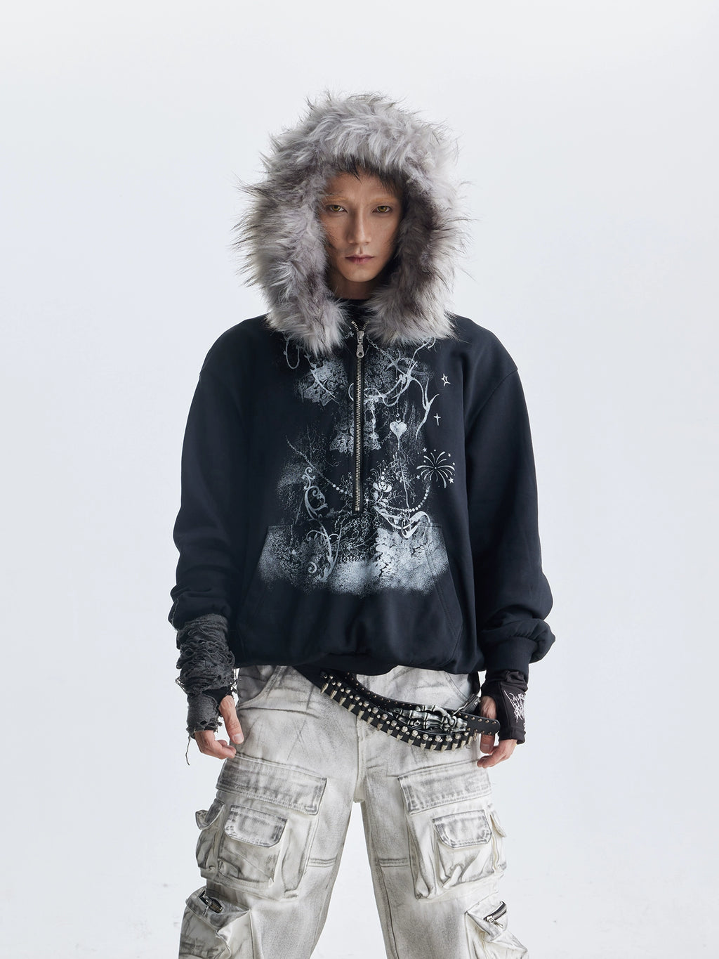 NOMANIAI Hairy Hooded Print Half Zipper Short Sweater