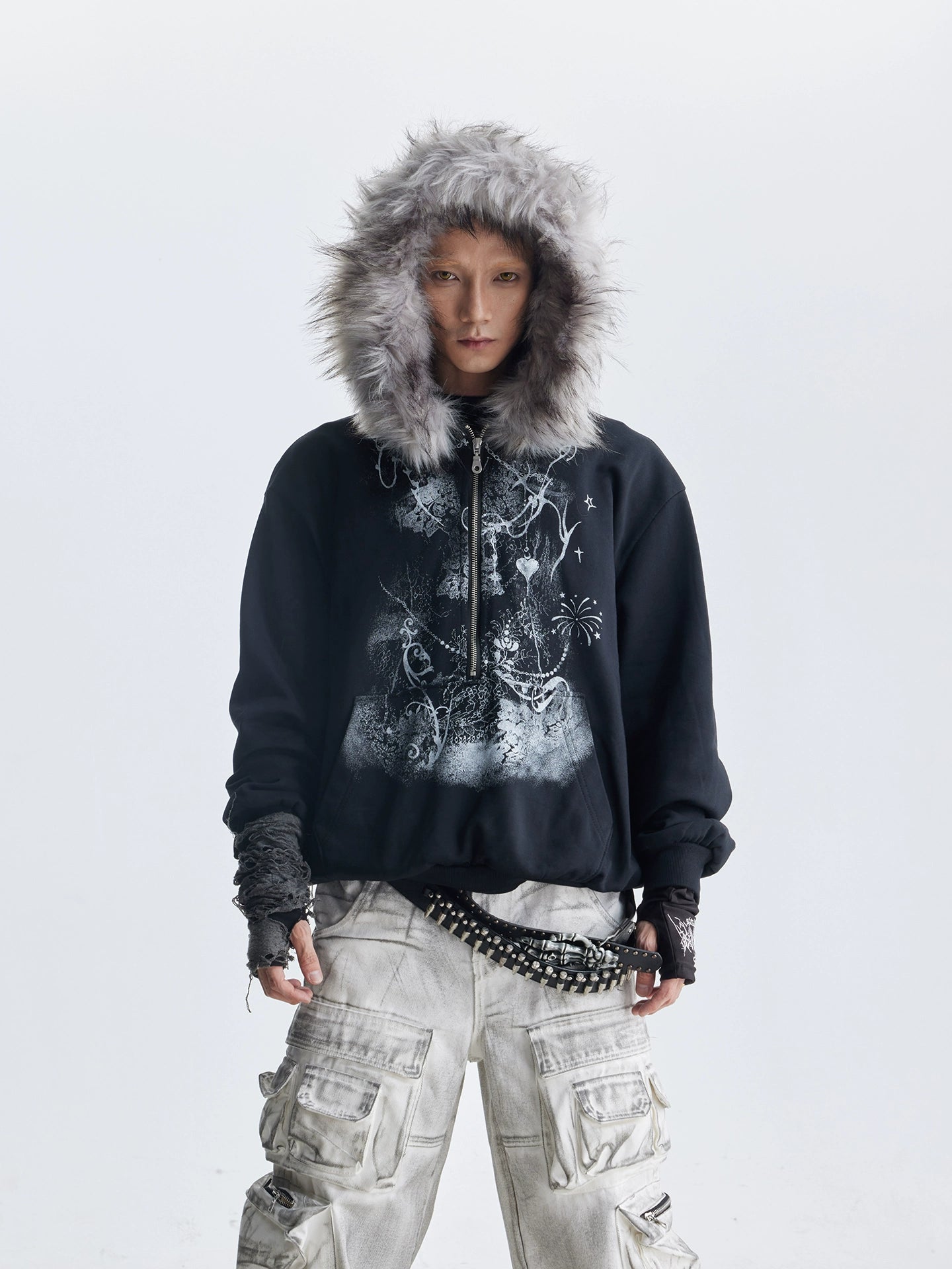 NOMANIAI Hairy Hooded Print Half Zipper Short Sweater