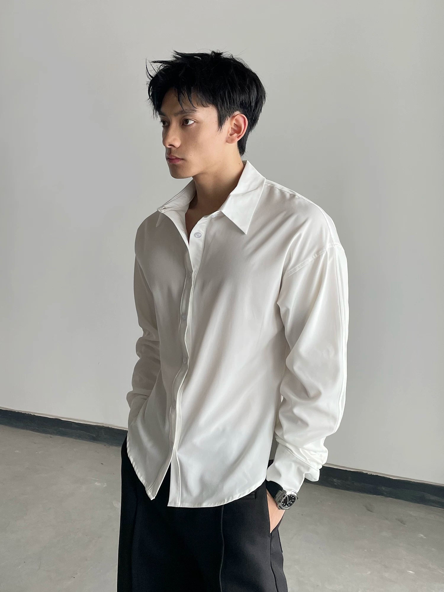 DAY NY Slim-fit Waist Shirt