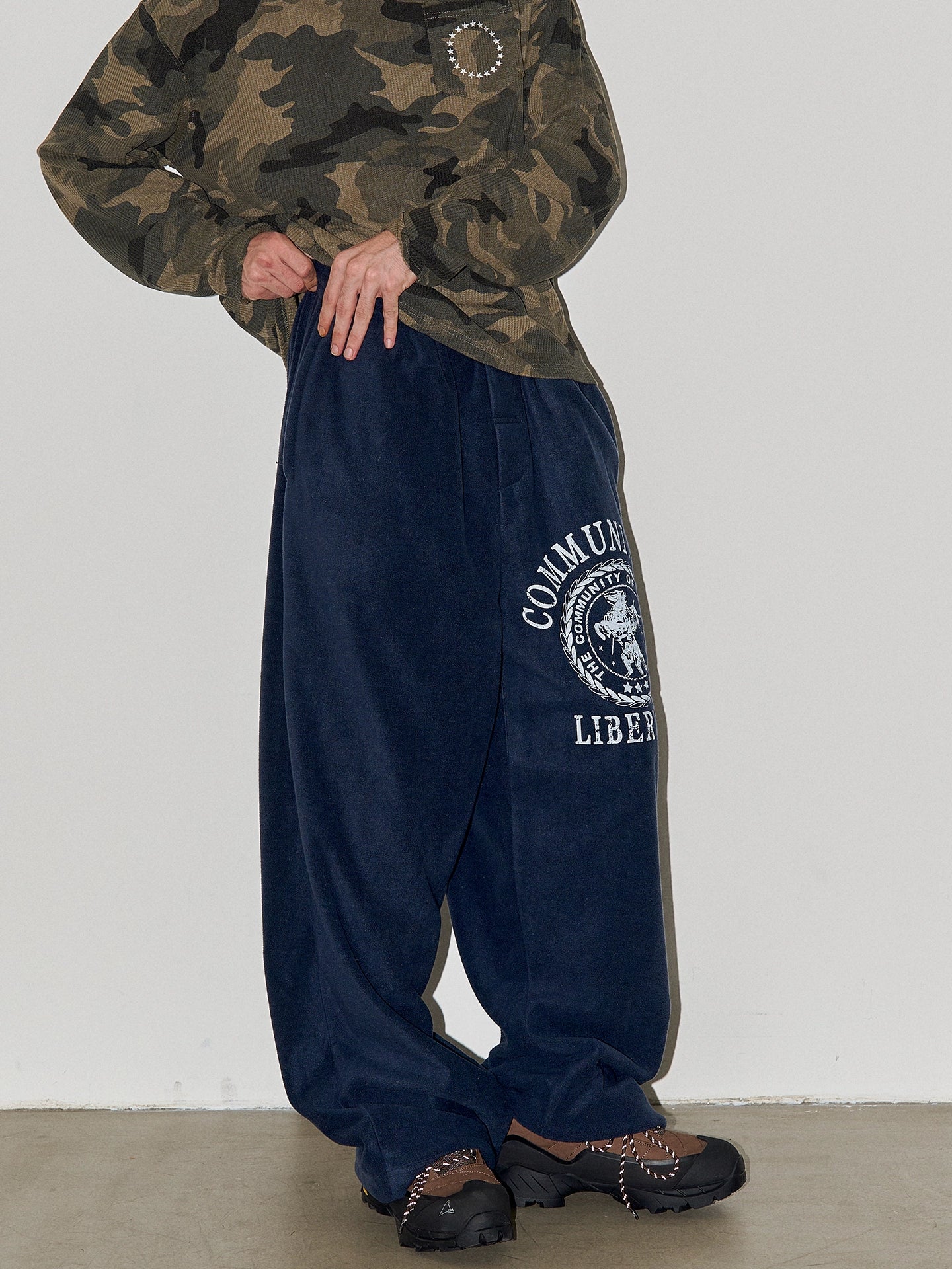 LIBERAFIT Hand-painted Badge Fleece Fleece Drawstring Sweatpants