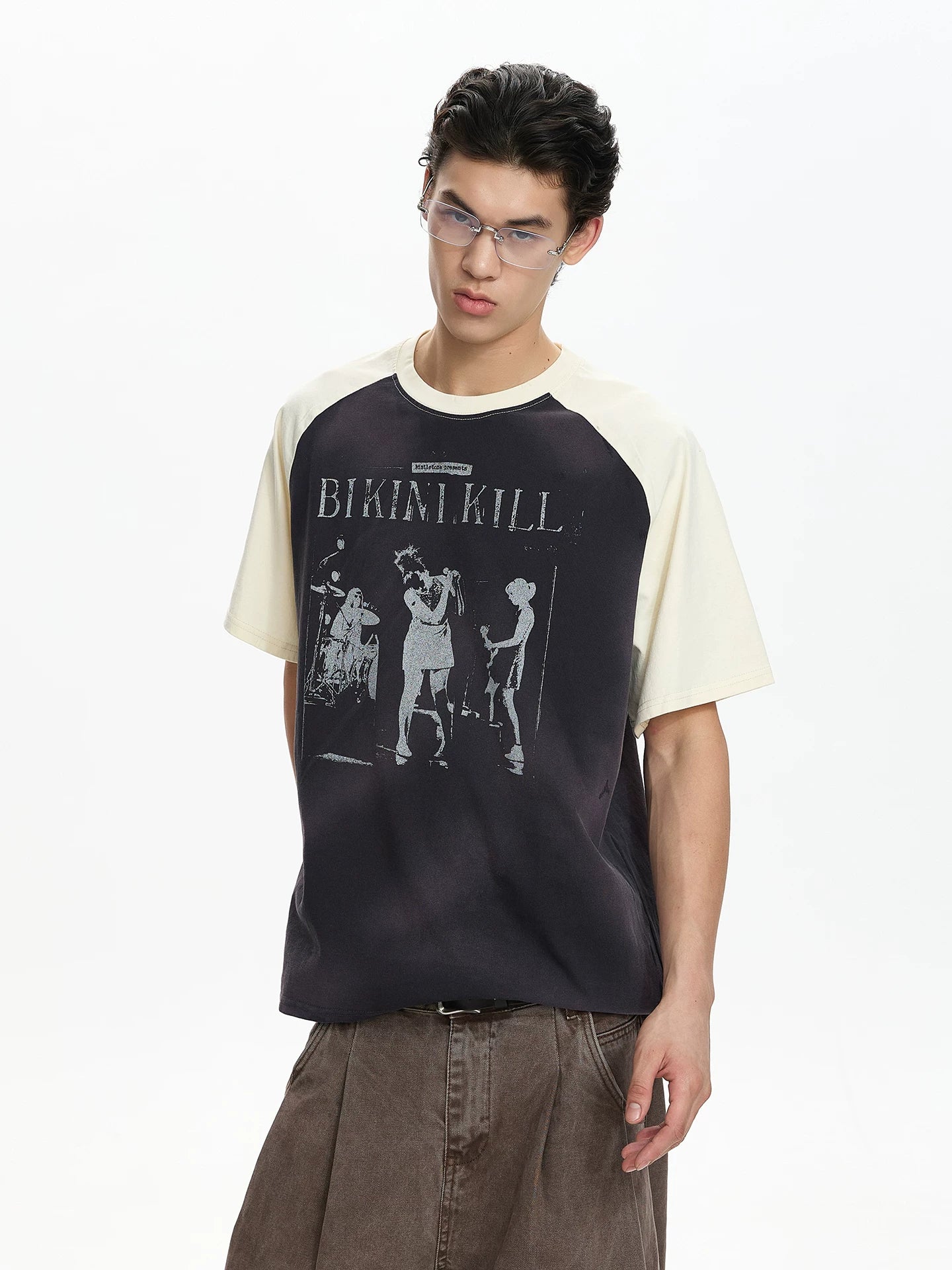 A PUEE Vintage Portrait Printed Ragged Sleeve Tee
