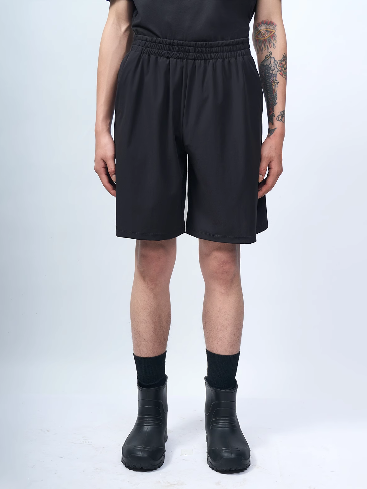 ETHEREAL PRODUCTION Waterproof Quick-drying Light Sports and Leisure Loose Shorts