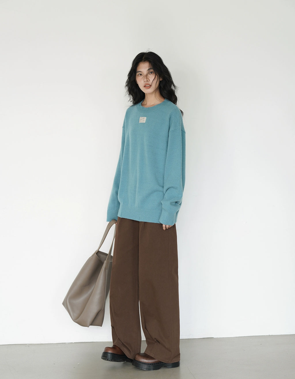 EIGHTHMONTH Lazy Style Crew Neck Pullover Loose Knitted Sweater