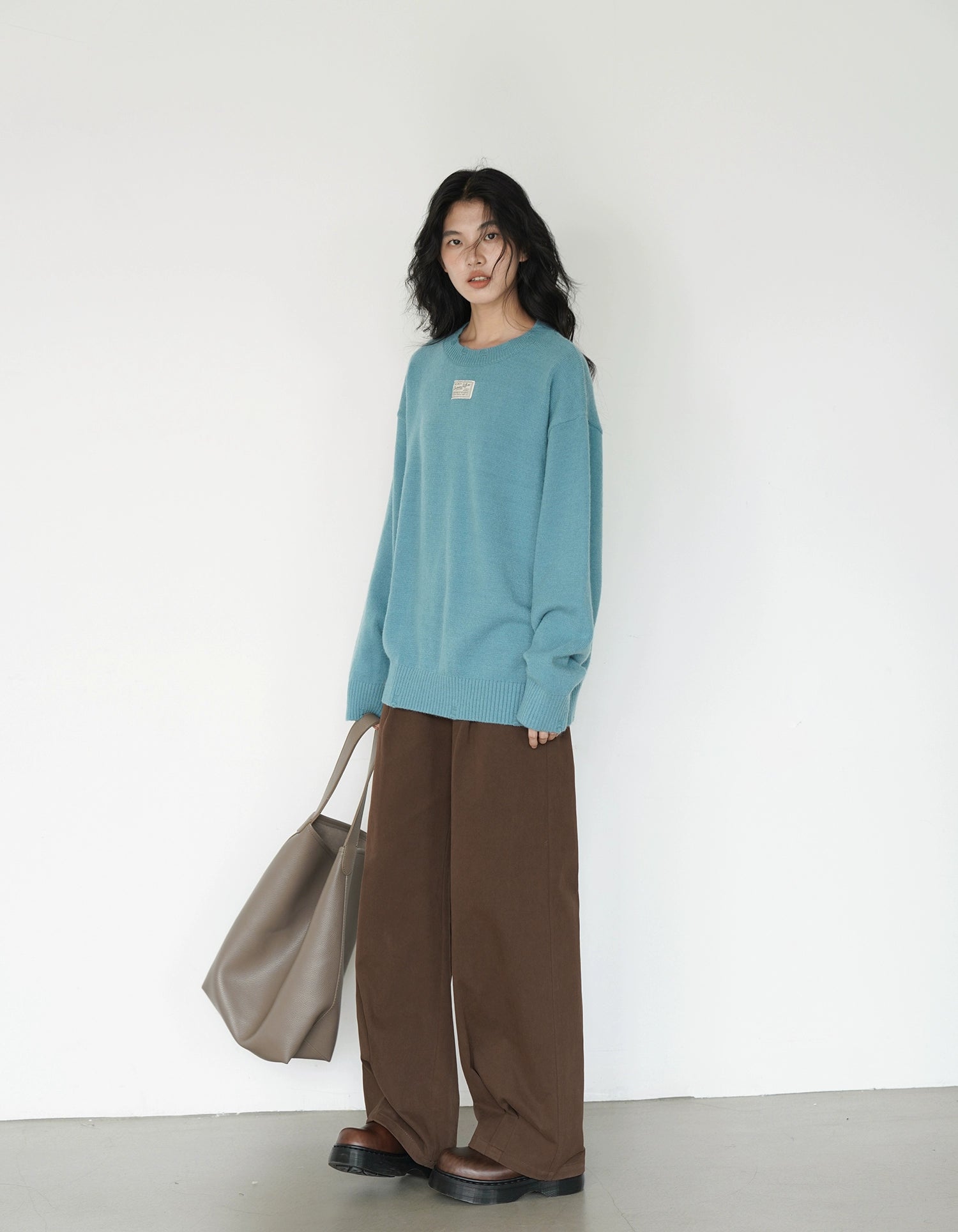 EIGHTHMONTH Lazy Style Crew Neck Pullover Loose Knitted Sweater