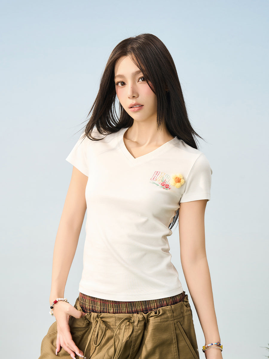 HACR Wool Small Flower Elastic Slim V-neck Tee