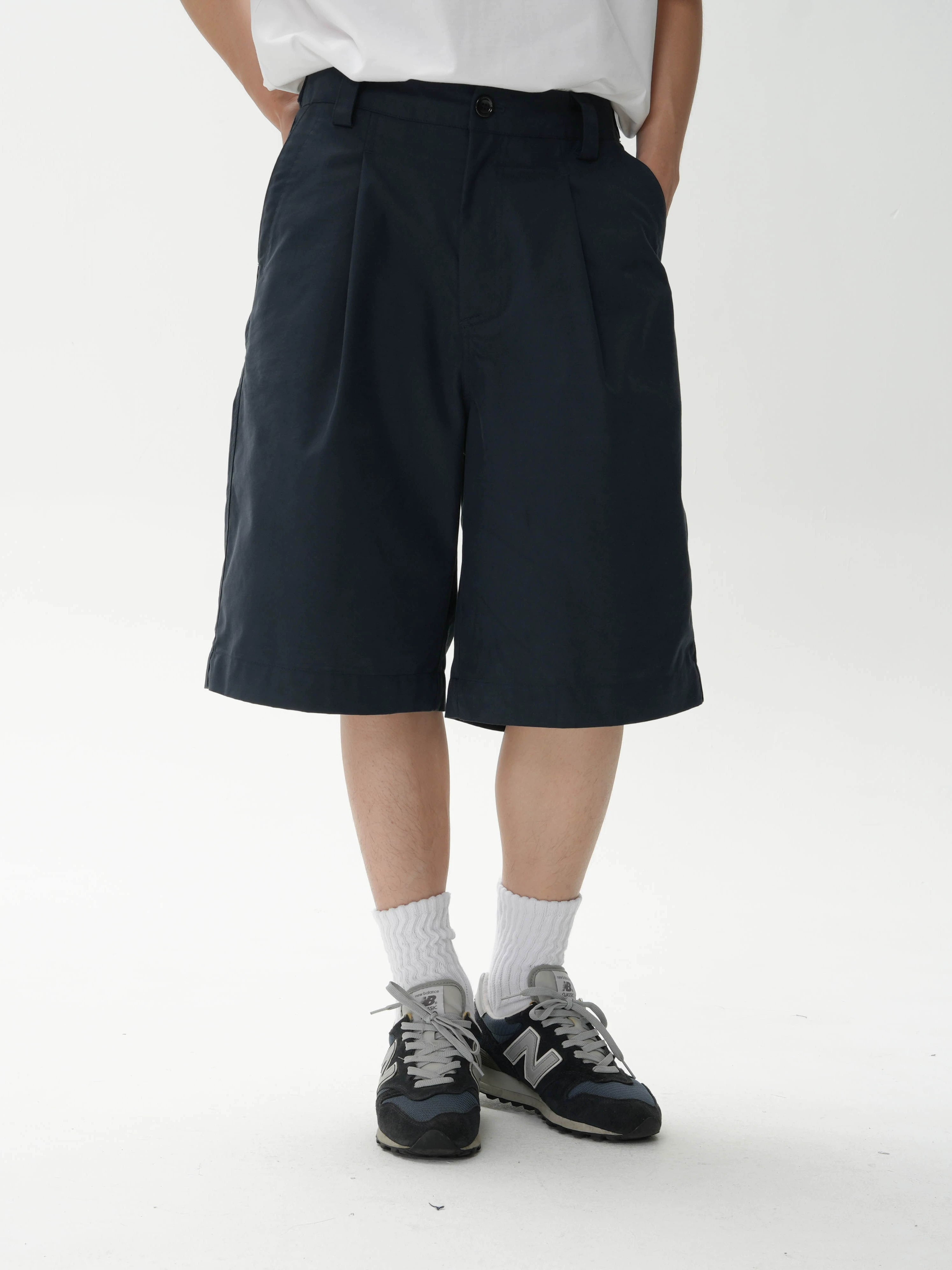 AWT Simple and Crisp Six-point Straight-leg Loose Shorts